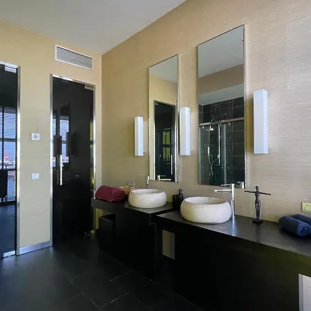 Luxury Family Beachfront