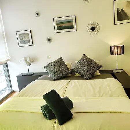 شقة Luxury Family Beachfront